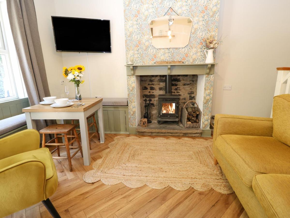 Hillside Hideaway Villa Holmfirth Exterior photo